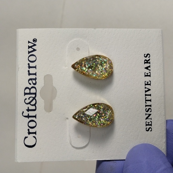 Croft & Barrow Women's Gold Tone & Jazzy Sparkling Colorful Stone Stud Earrings - Picture 4 of 6